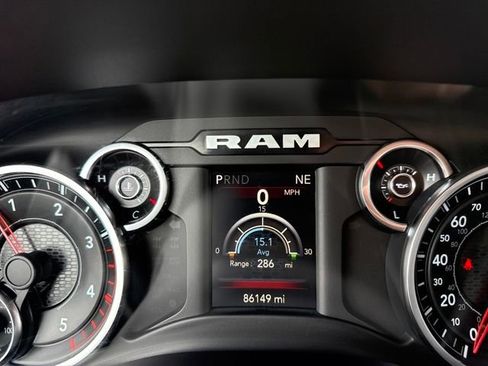 Used 2022 RAM 3500 Tradesman image 27