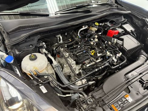 Used 2022 Ford Escape SE w/ Cold Weather Package image 38