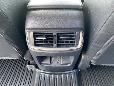Used 2018 Honda CR-V Touring image 16