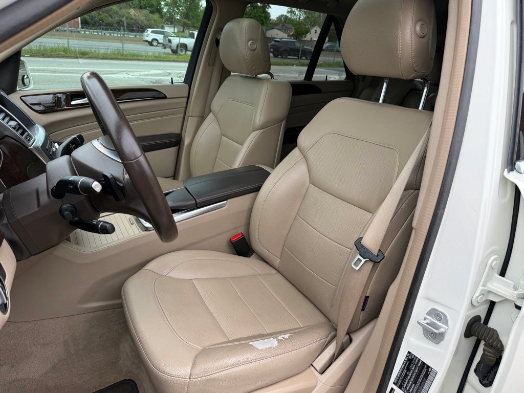 Used 2013 Mercedes-Benz ML 350 BlueTEC 4MATIC image 33