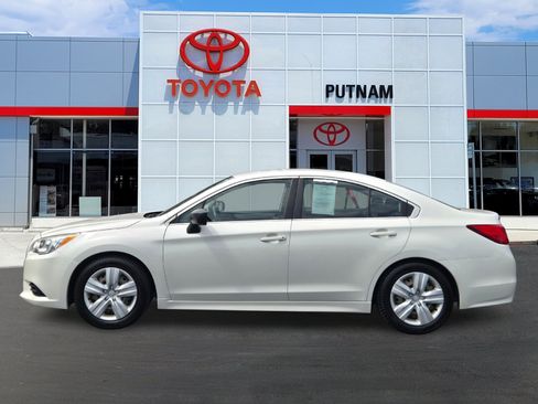 Used 2016 Subaru Legacy 2.5i AWD/4WD image 7