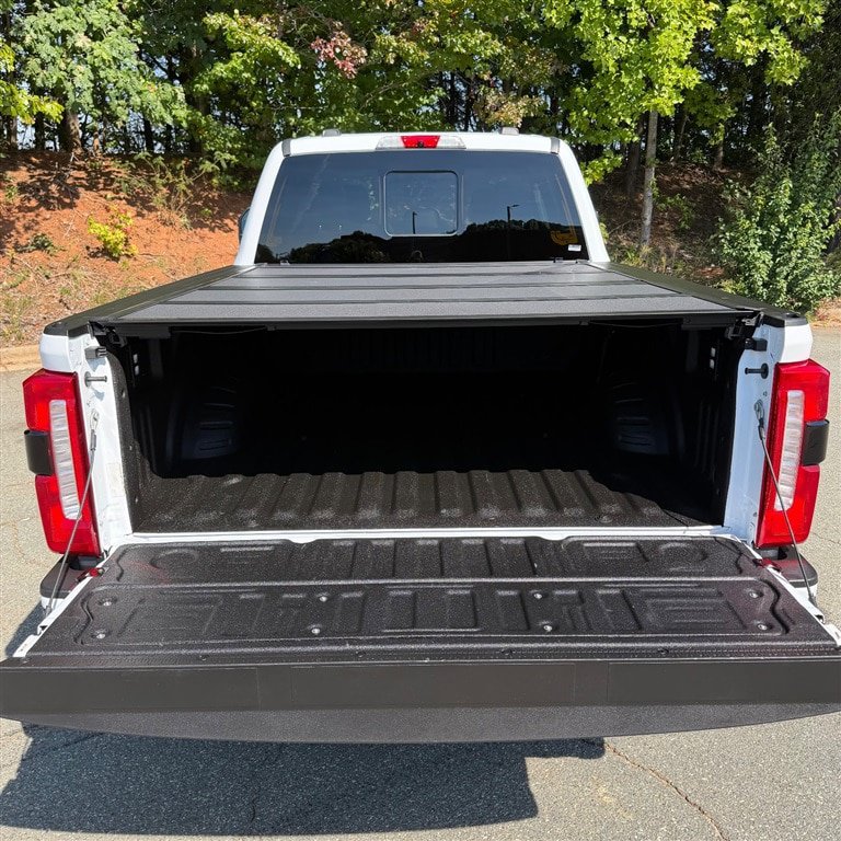 Used 2024 Ford F250 Lariat w/ Black Appearance Package AWD/4WD image 7