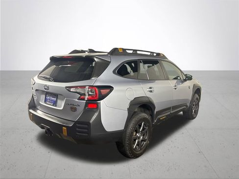 Used 2022 Subaru Outback Wilderness image 6