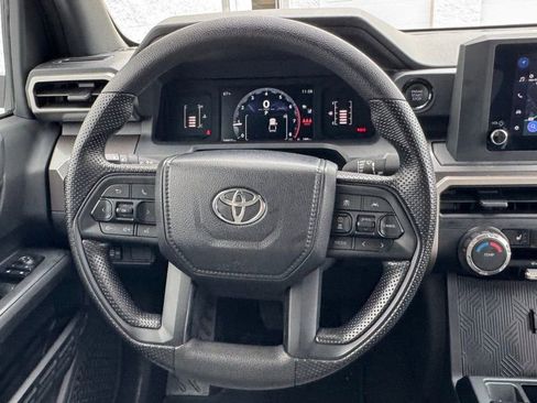 Used 2024 Toyota Tacoma SR5 AWD/4WD image 13