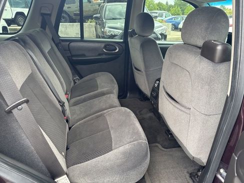 Used 2009 Chevrolet TrailBlazer LT RWD image 12
