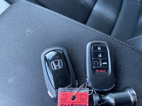 Used 2025 Honda Civic Sport image 41