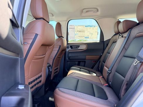 New 2026 Ford Bronco Sport Outer Banks w/ Outer Banks Tech Package+ AWD/4WD image 12