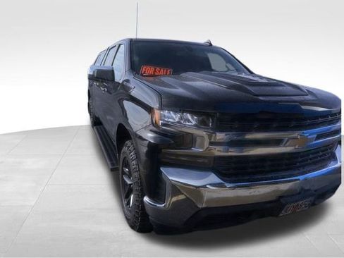 Used 2021 Chevrolet Silverado 1500 LT w/ Bed Protection Package image 17