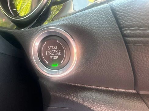 Used 2023 Buick Encore GX Preferred w/ Cold Weather Comfort Package FWD image 19