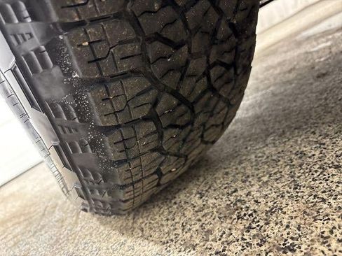 Used 2025 GMC Sierra 1500 Elevation AWD/4WD image 34