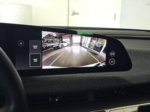Used 2025 Lucid Air Touring AWD/4WD image 12