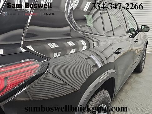New 2026 GMC Acadia AT4 w/ Luxury Package AWD/4WD image 8