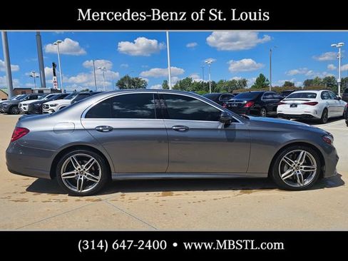 Certified 2019 Mercedes-Benz E 300 4MATIC image 2