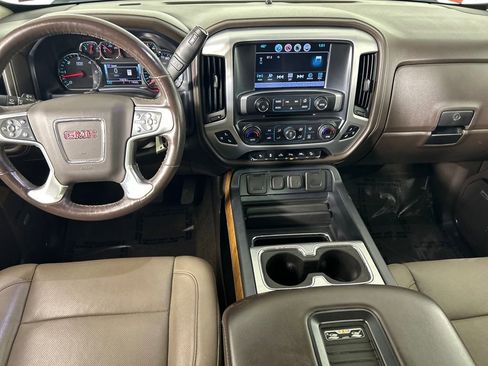 Used 2018 GMC Sierra 1500 SLT image 21