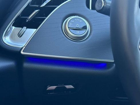 Used 2025 Mercedes-Benz E 350 Sedan image 33