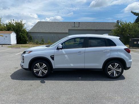 New 2025 Mitsubishi Outlander Sport ES image 9