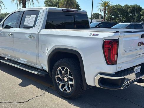 Used 2024 GMC Sierra 1500 SLT w/ SLT Premium Plus Package AWD/4WD image 5