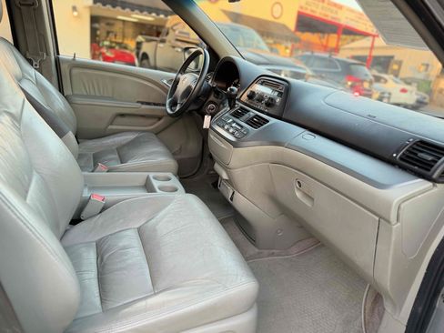 Used 2010 Honda Odyssey EX-L image 24