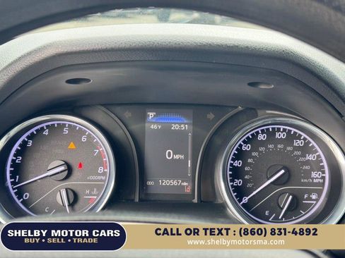 Used 2019 Toyota Camry LE w/ Carpet Mat Package image 11