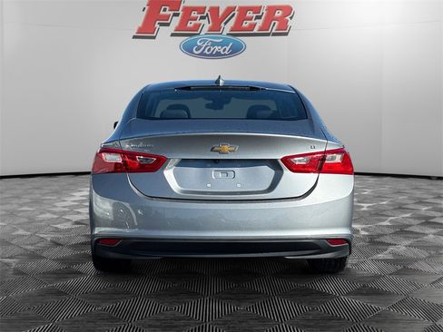 Used 2023 Chevrolet Malibu LT image 4