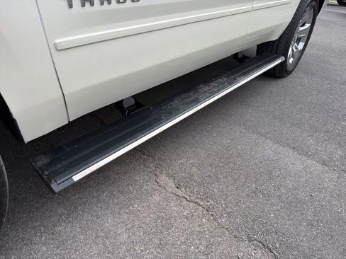 Used 2015 Chevrolet Tahoe LTZ image 17