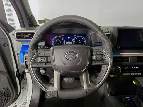 New 2025 Toyota Tacoma TRD Off-Road image 8