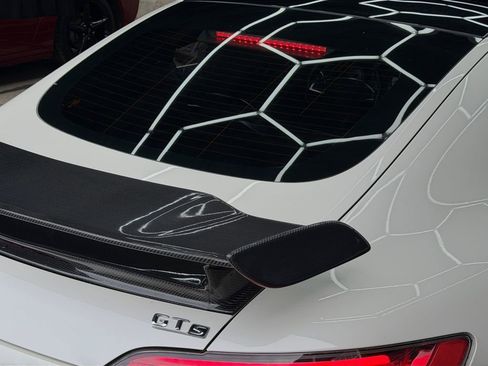 Used 2017 Mercedes-Benz AMG GT S image 19