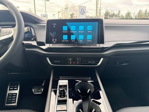 New 2026 Volkswagen Atlas Cross Sport SEL Premium R-Line image 20