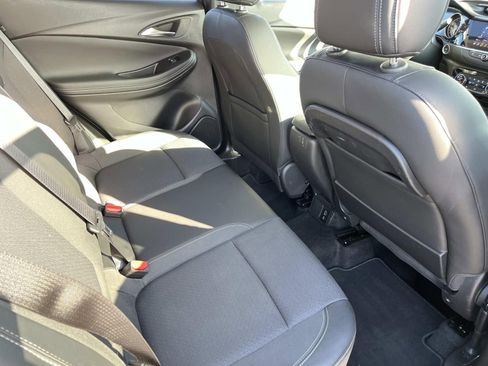 Used 2022 Buick Encore GX Select w/ Advanced Technology Package image 21