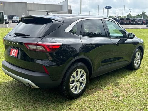 Used 2024 Ford Escape Active image 8