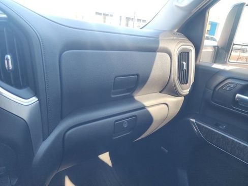 Used 2020 GMC Sierra 2500 Denali w/ Denali Ultimate Package image 40