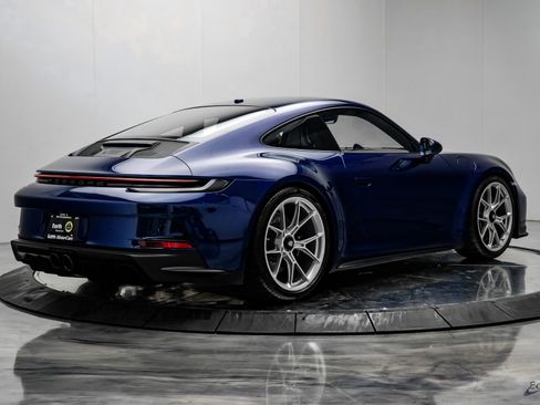 Used 2022 Porsche 911 GT3 image 18