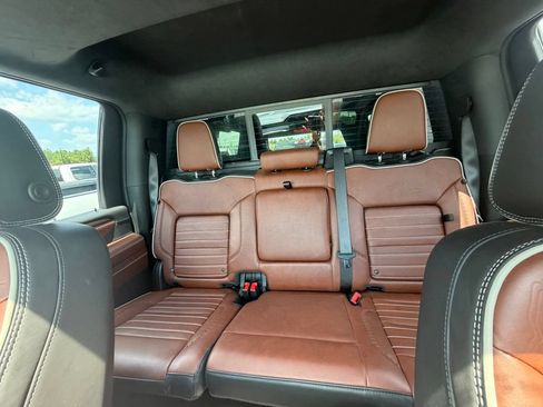 Used 2025 GMC Sierra 2500 Denali Ultimate AWD/4WD image 35