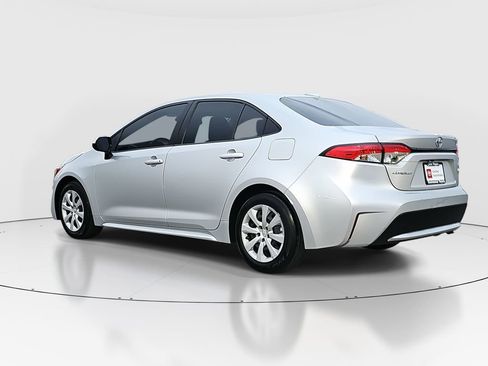 Certified 2022 Toyota Corolla LE image 7