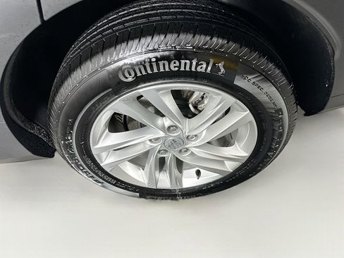 Used 2024 Buick Envista Preferred w/ Convenience I Package image 11