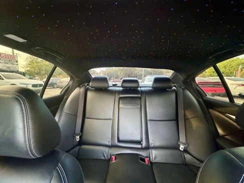 Used 2019 INFINITI Q50 Sport image 18