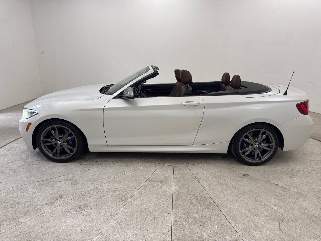 Used 2015 BMW M235i Convertible RWD image 12