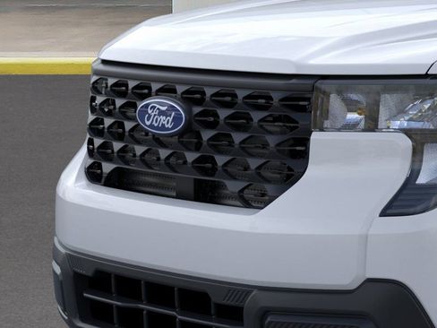 New 2026 Ford Maverick XL image 18