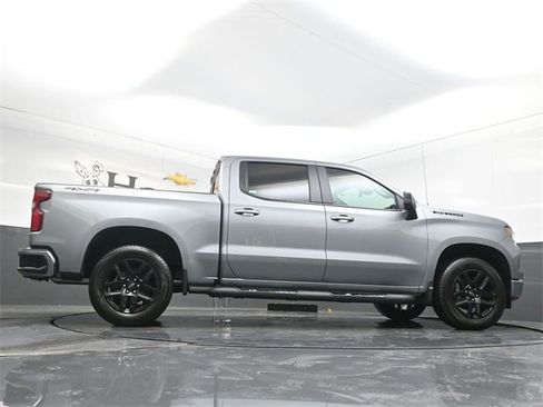 New 2026 Chevrolet Silverado 1500 RST w/ Dark Appearance Package image 31