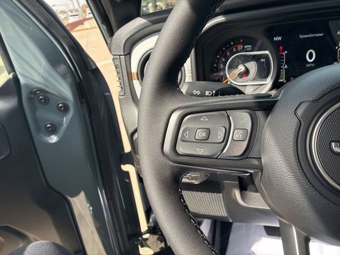 New 2026 Jeep Gladiator Sport image 26