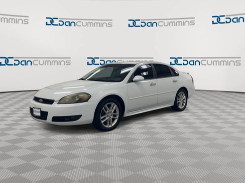Used 2012 Chevrolet Impala LTZ FWD image 4