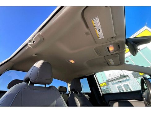 Used 2019 Chevrolet Colorado LT image 18