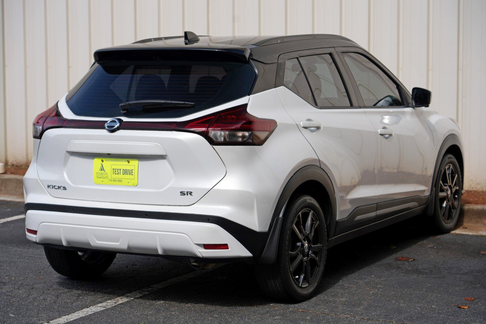 Used 2021 Nissan Kicks SR FWD image 43