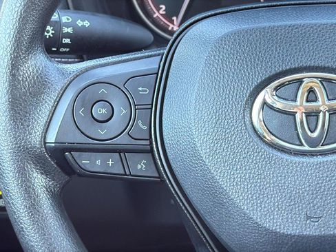 Used 2024 Toyota RAV4 LE image 21