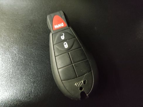 Used 2020 Jeep Cherokee Latitude image 32