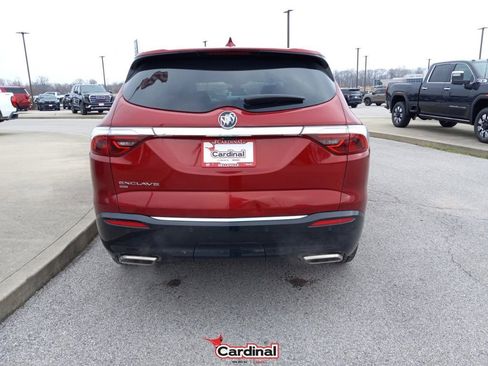 Used 2024 Buick Enclave Premium image 8