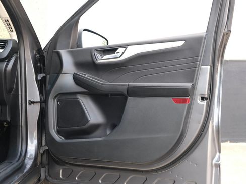 Used 2022 Ford Escape SEL FWD image 31