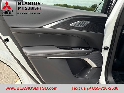 Used 2024 Cadillac Lyriq Luxury AWD/4WD image 40