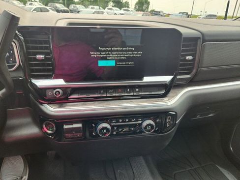 Used 2024 Chevrolet Silverado 2500 LTZ image 5