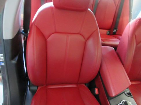 Used 2019 Alfa Romeo Stelvio Ti AWD/4WD image 27